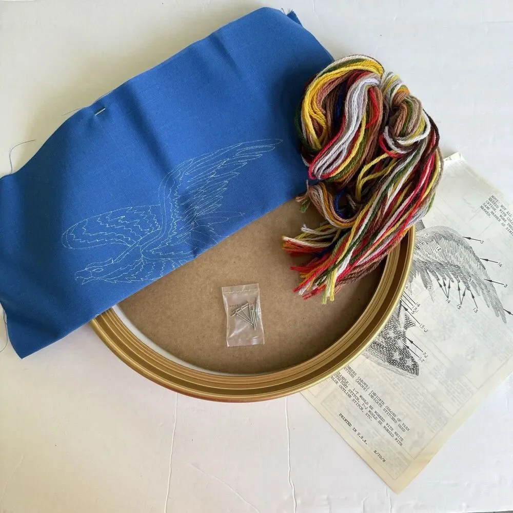 Bucilla vtg crewel